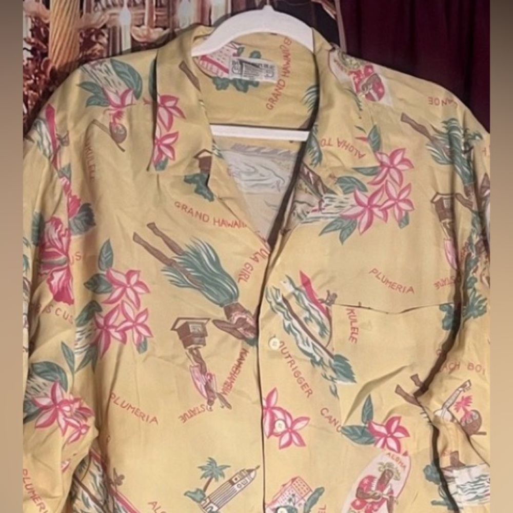 Vintage Men's banana republic Hawaiian Print Shirt